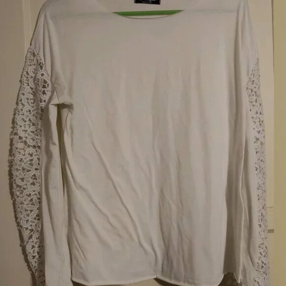 BOGO🎀BUNDLE OF 2- Long Sleeve Tops- Large - Picture 5 of 5